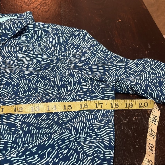 Title Nine Shirt Dress
Nimblene Adventurista Blue
Athletic Size S. - Picture 8 of 10